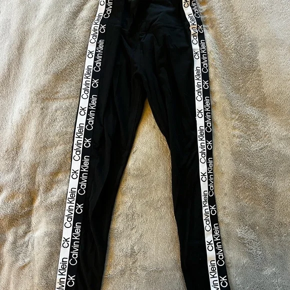 Calvin Klein Perfomance Ankle Leggings Woman’s Size XS - Picture 4 of 6